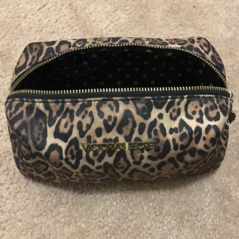 VS Make-up bag